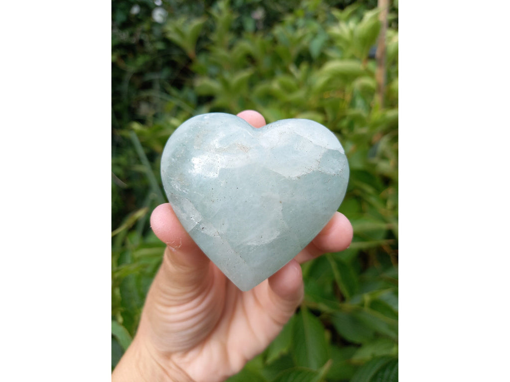 Aquamarine Crystal Heart, Aquamarine Gemstone Heart, Natural Aquamarine Stone, Blue Crystal Heart, Gift for Her, THIS PIECE, 99g
